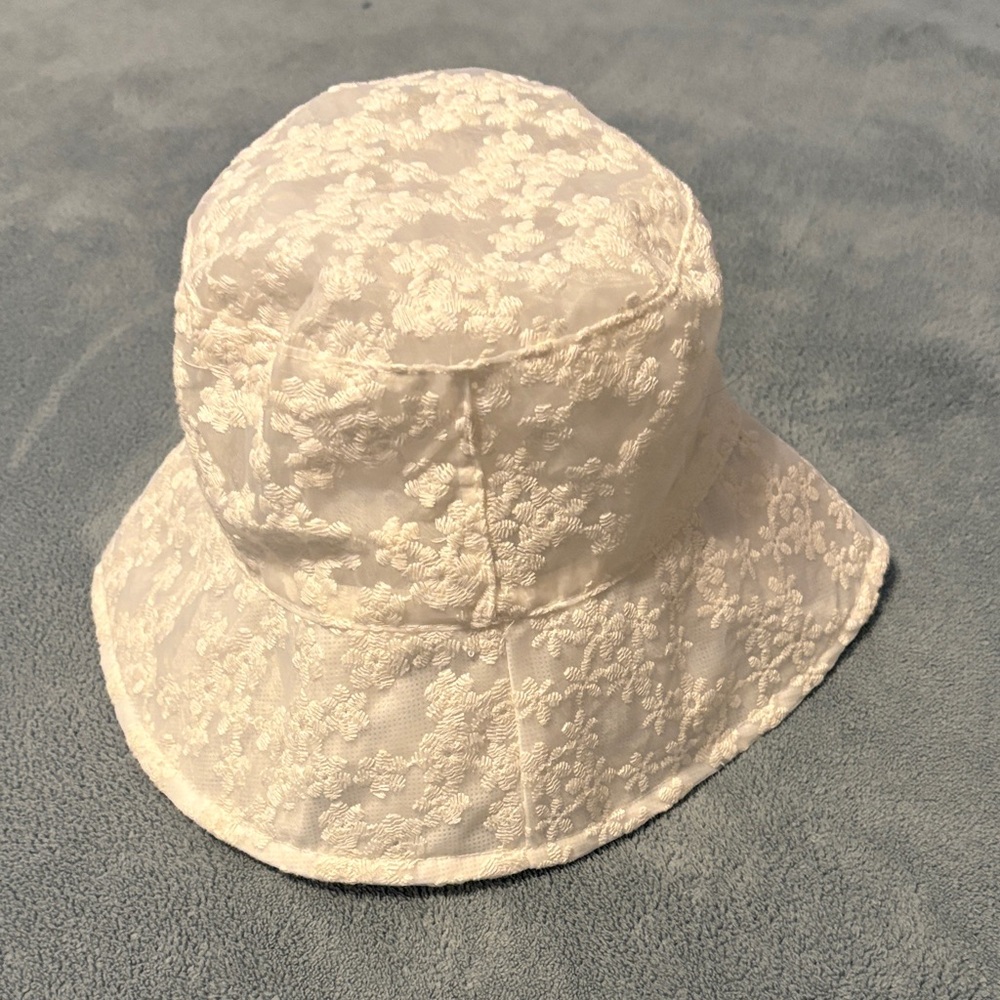 Elegant White Lace Bucket Hat